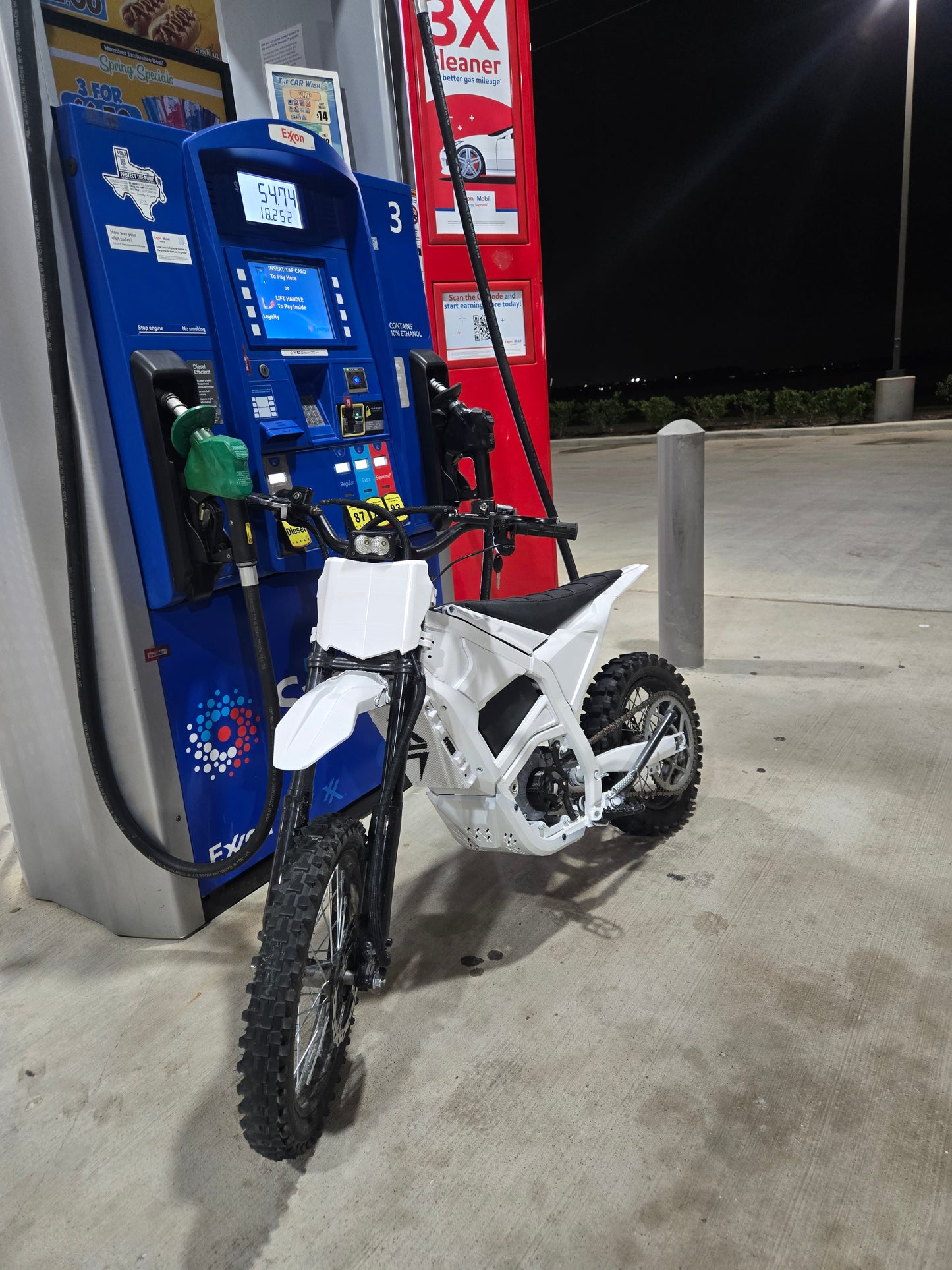 MotoCutz Plate