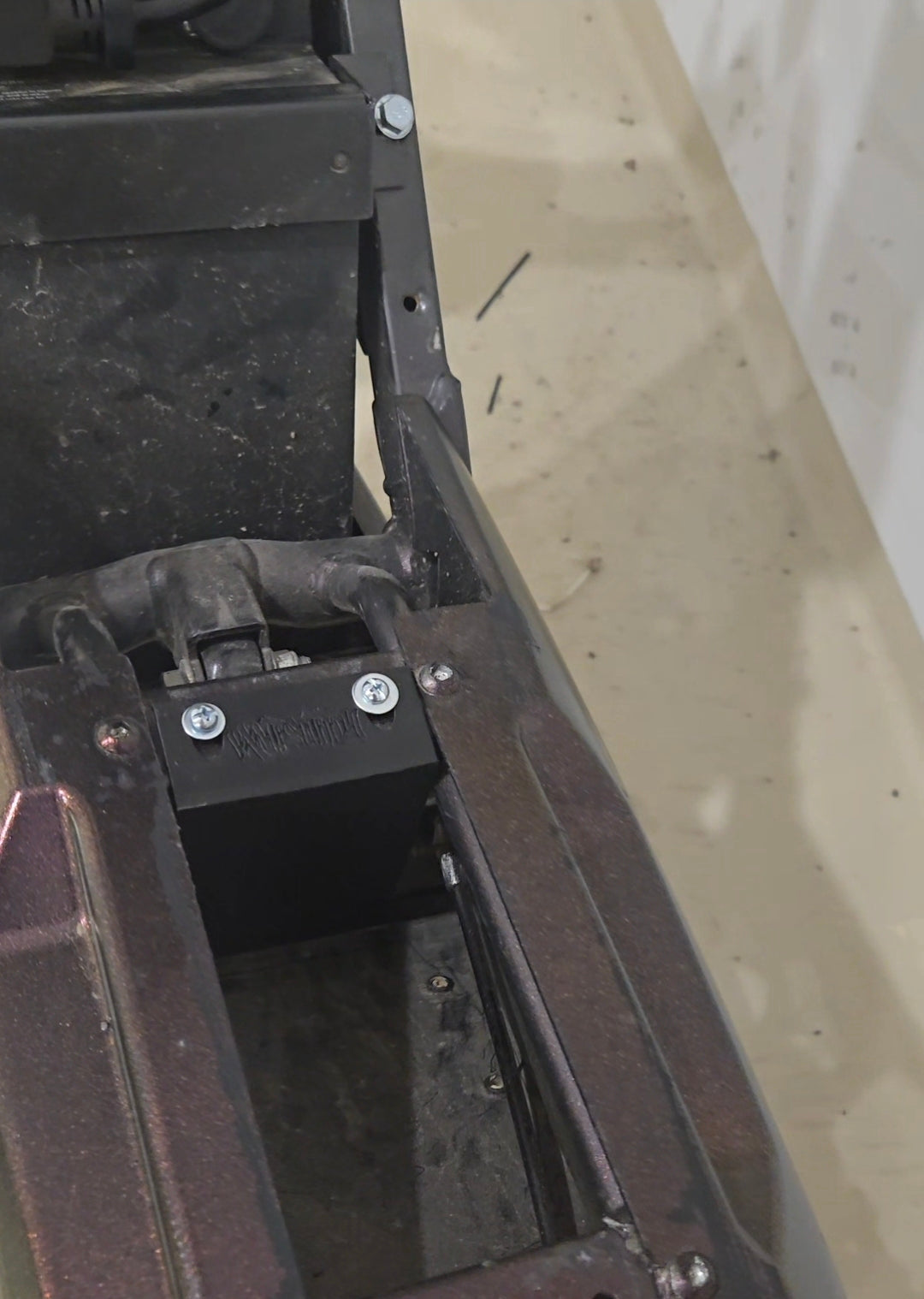 Strike/Yozma Underseat Storage Compartments